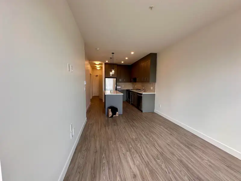 312 18811 72 AVENUE - photo 4 of 18