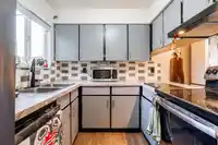 8038 139B STREET STREET - thumbnail 12