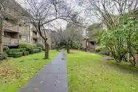 208 10698 151A STREET - thumbnail 20
