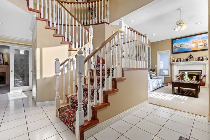 12865 63A AVENUE - photo 3 of 25