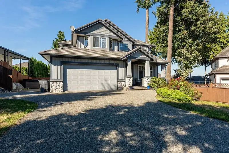 7350 147A STREET - photo 1 of 35