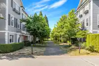 66 18983 72A AVENUE - thumbnail 1