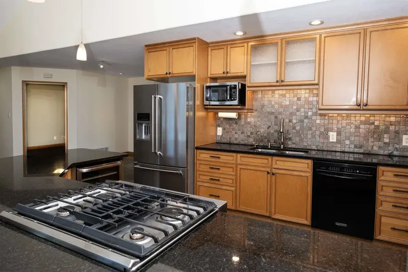 22 4622 SINCLAIR BAY ROAD - photo 4 of 25