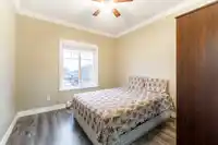 7065 150A STREET - thumbnail 12