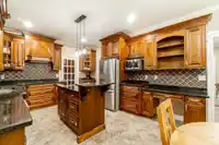 7065 150A STREET - thumbnail 6