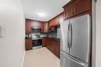 9880 149B STREET - thumbnail 2