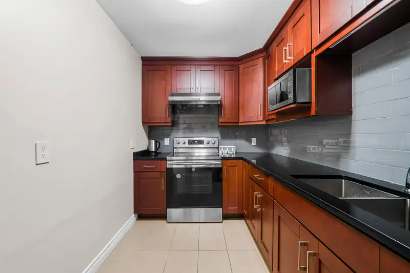 9880 149B STREET - photo 3 of 26