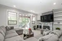 201 16499 64 AVENUE - thumbnail 4