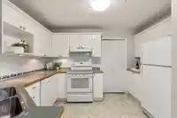 219 12088 66 AVENUE - thumbnail 4