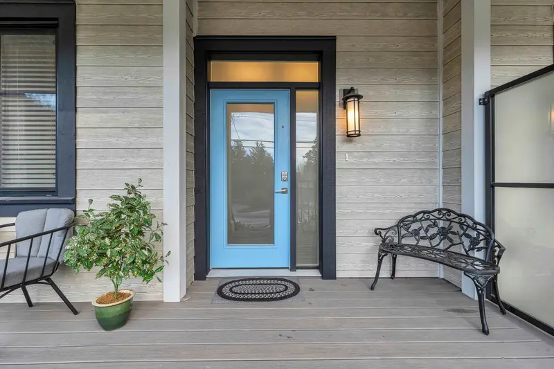 2138 128 STREET - photo 4 of 25