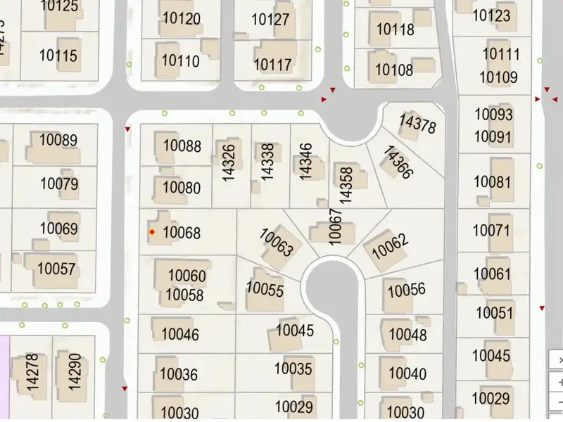 10068 143 STREET - photo 2 of 5