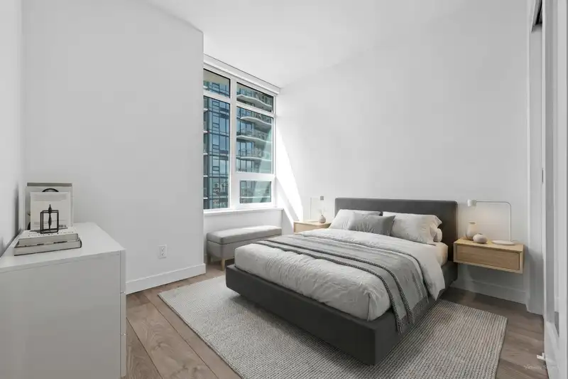 1207 13318 104 AVENUE - photo 2 of 34