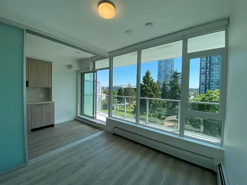 203 13350 CENTRAL AVENUE - photo 4 of 10