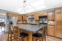 9148 160A STREET - thumbnail 14