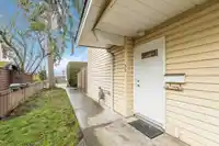 39 9390 122 STREET - thumbnail 3