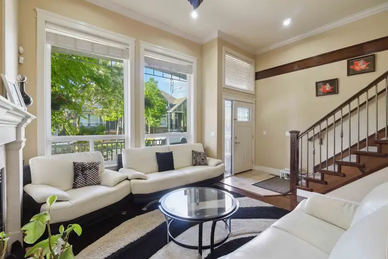 12968 58B AVENUE - photo 3 of 23