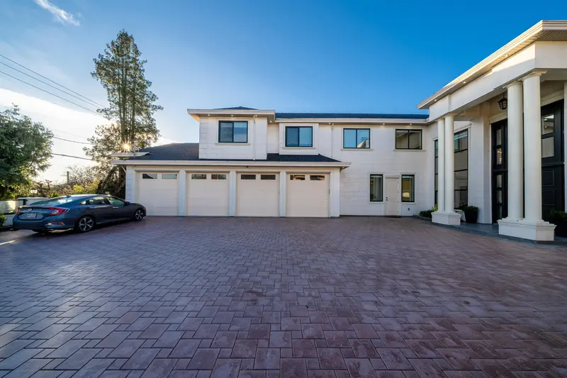 13371 BLUNDELL ROAD - photo 4 of 25