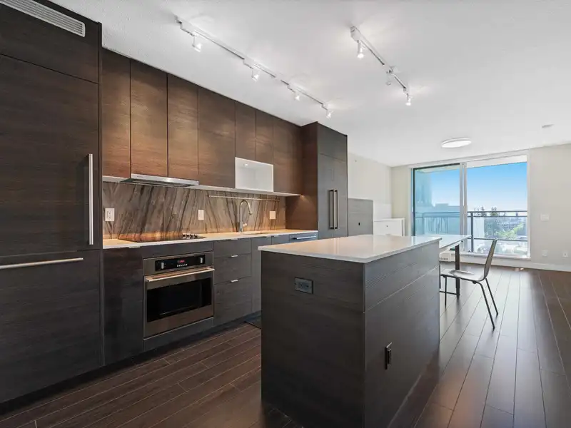 1101 13398 104 AVENUE - photo 1 of 40
