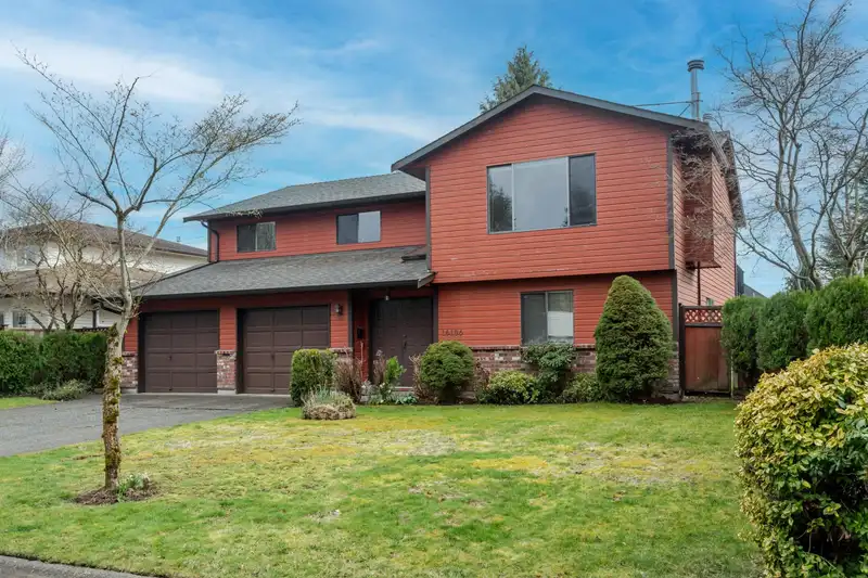 16106 95A AVENUE - photo 1 of 40