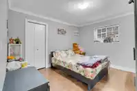 5529 188A STREET - thumbnail 32