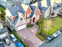 5529 188A STREET - thumbnail 37