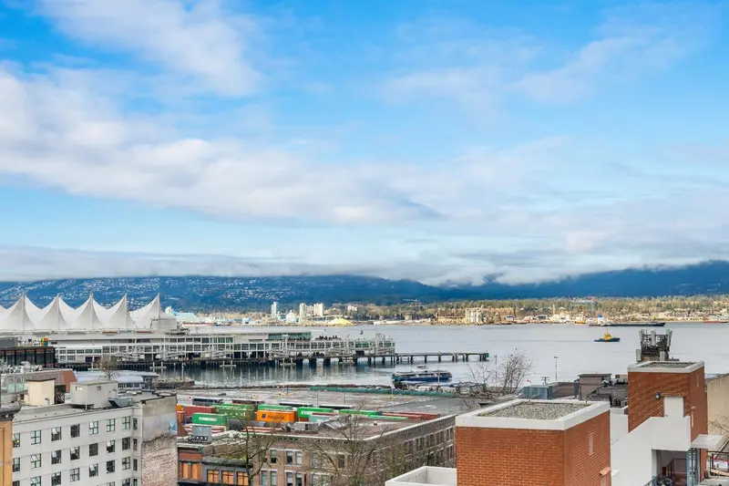 1011 66 W CORDOVA STREET - photo 1 of 25