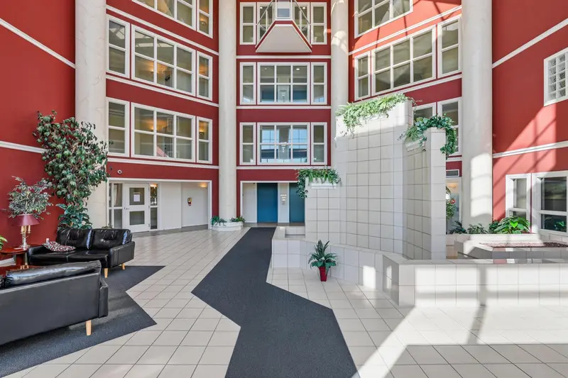 411 2626 COUNTESS STREET - photo 2 of 25