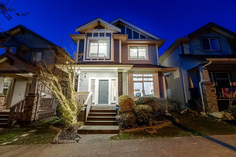 18947 71A AVENUE - photo 1 of 40