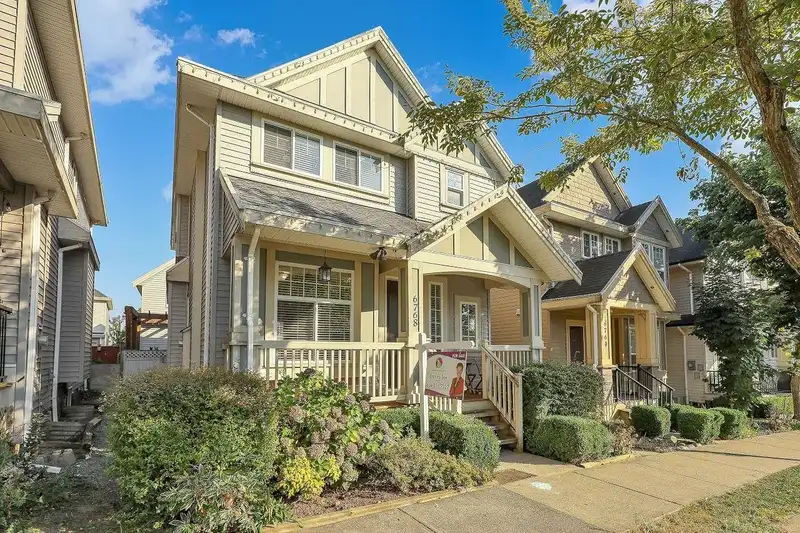 6768 191A STREET - photo 2 of 37