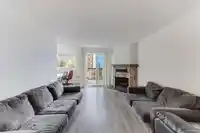 203 7162 133A STREET - thumbnail 6