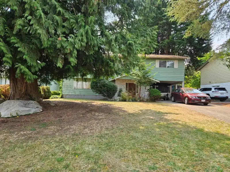 14164 60 AVENUE - photo 1 of 1