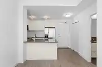 204 13925 FRASER HIGHWAY - thumbnail 6