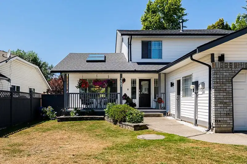 5983 188 STREET - photo 4 of 38
