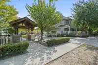 24 6852 193 STREET - thumbnail 1