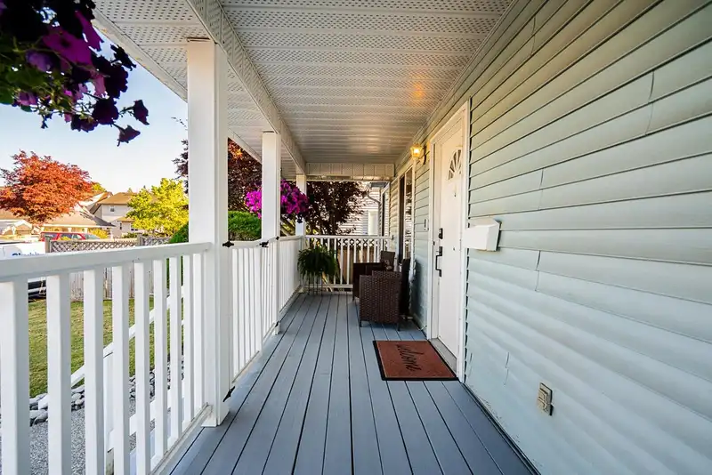 6311 135A STREET - photo 3 of 21