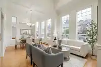 14594 67B AVENUE - thumbnail 2