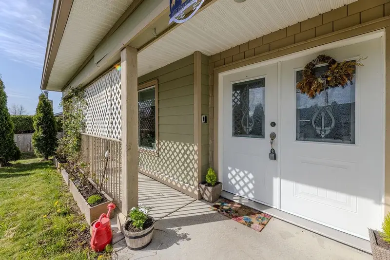 787 NORTH ROAD - photo 2 of 25