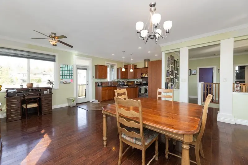 787 NORTH ROAD - photo 4 of 25