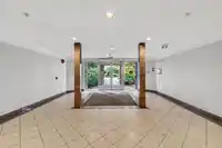 215 7151 121 STREET - thumbnail 10