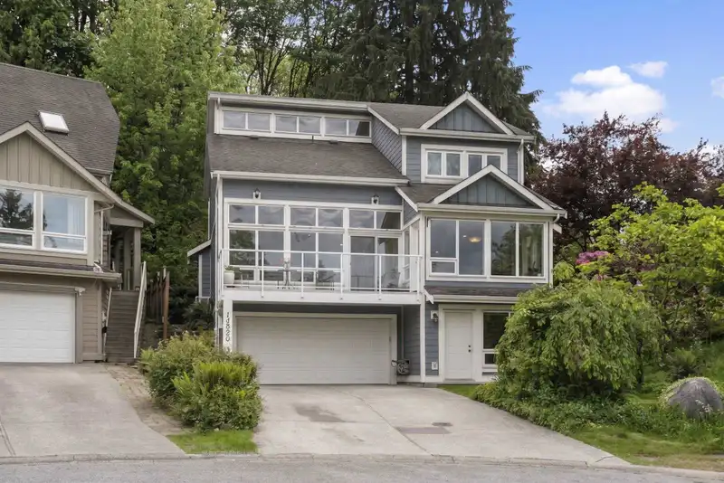 13820 116 AVENUE - photo 1 of 40