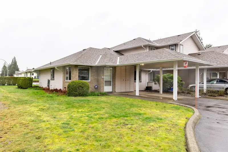 57 15020 66A AVENUE - photo 3 of 25