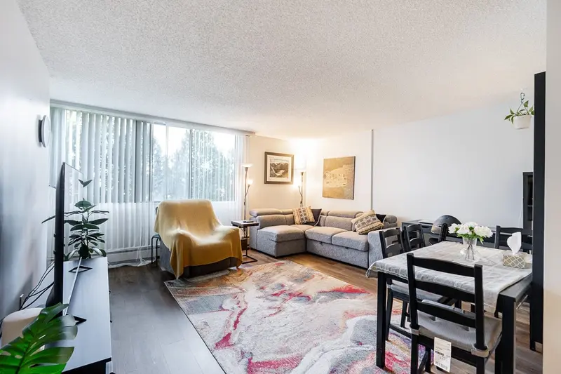 405 9300 PARKSVILLE DRIVE - photo 4 of 19