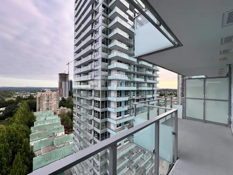 1805 13778 100 AVENUE - photo 2 of 13