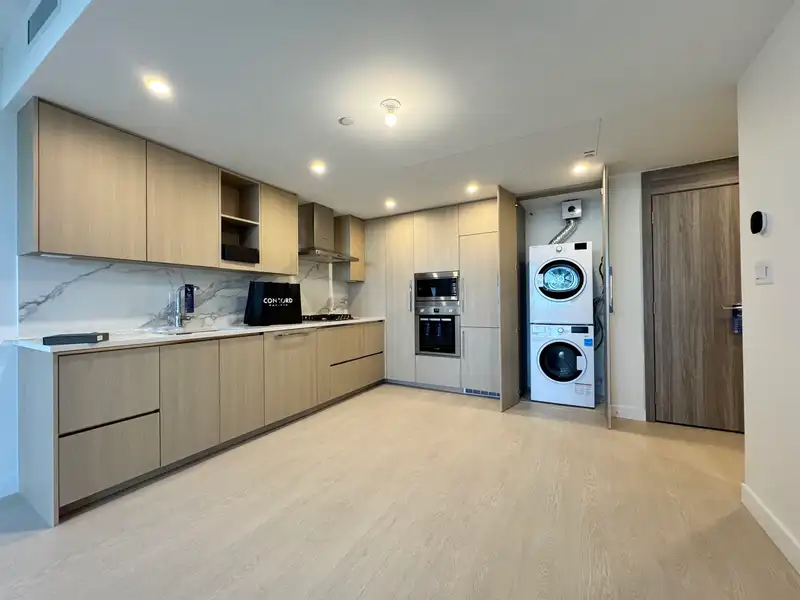 1805 13778 100 AVENUE - photo 4 of 13