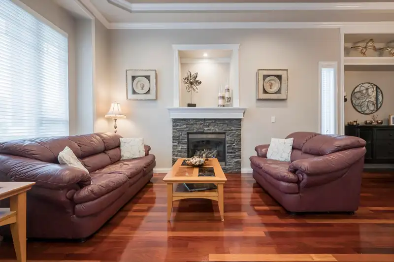 8440 170 STREET - photo 3 of 40