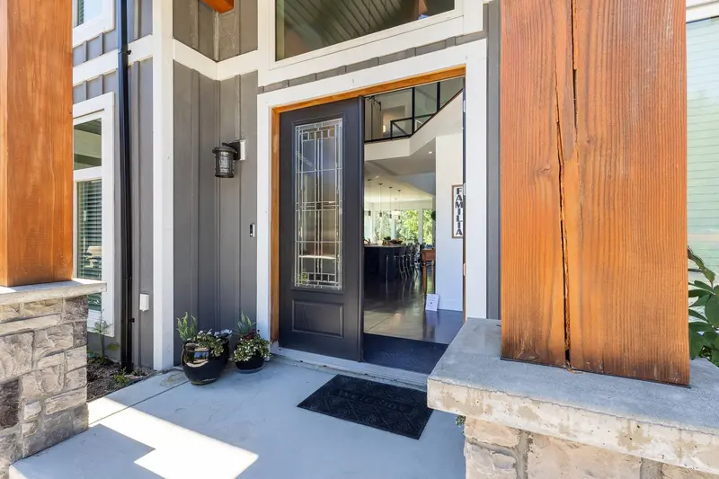 421 SOLAZ PLACE - photo 2 of 25