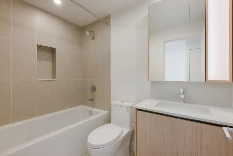 2702 13573 98A AVENUE - photo 2 of 4