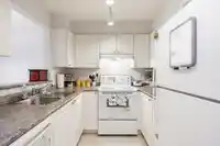 203 9979 140 STREET - thumbnail 6