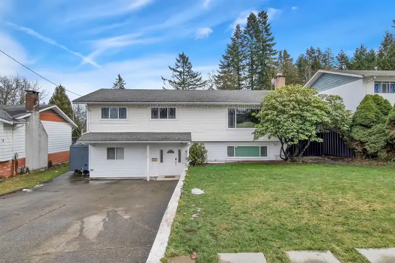 11488 140 STREET - photo 1 of 36