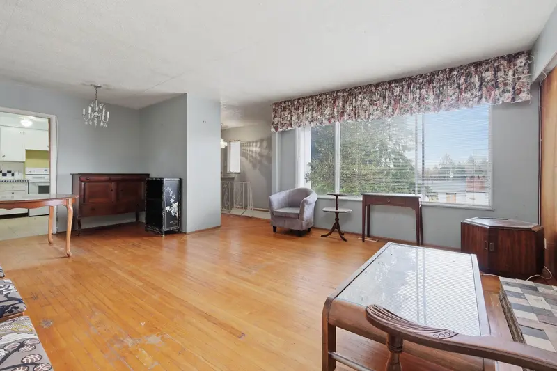 4745 GILPIN COURT - photo 4 of 25